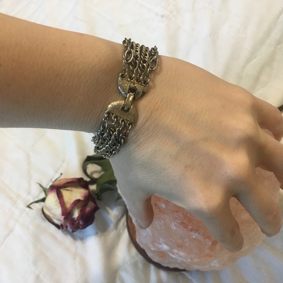 🥀 Metal Chain Bracelet - Picture 1 of 3
